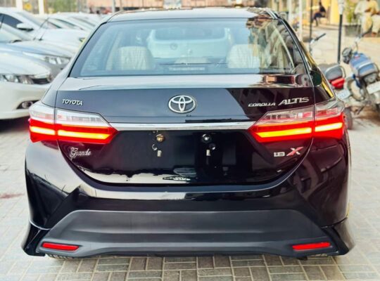 Toyota Corolla grande for sale in karacy