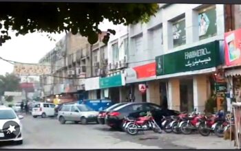 22Marla commercial market for sale in Lahore