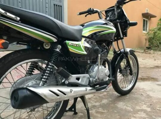 Honda 125 Deluxe f.sale in karachi 3332781401