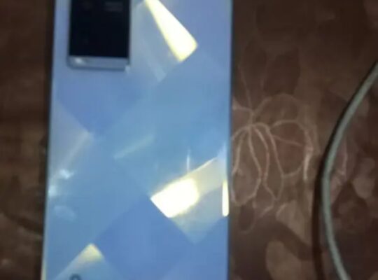 vivo y21 for sale 
03161718867