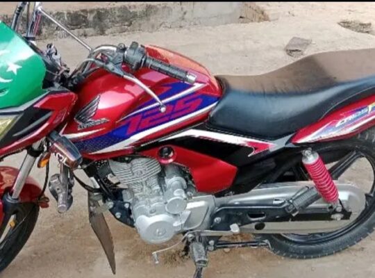 Honda CB 125f for sale 
03105138202