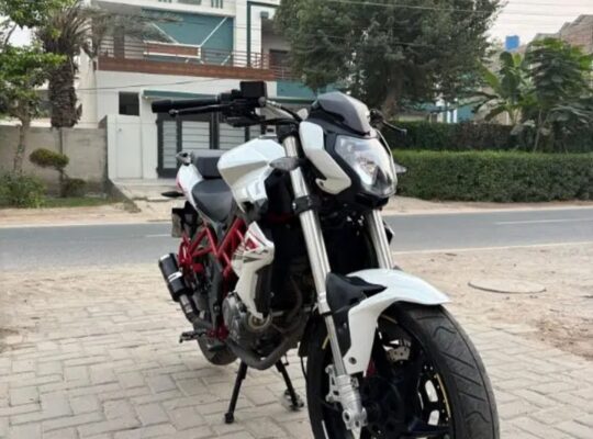 Benelli TNT-150i for sale 
03122057995