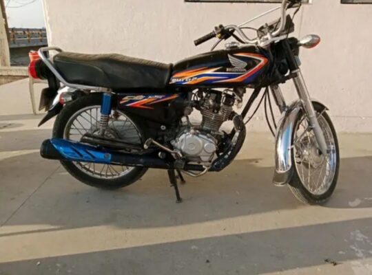 Honda CG125 for sale 
03444373506